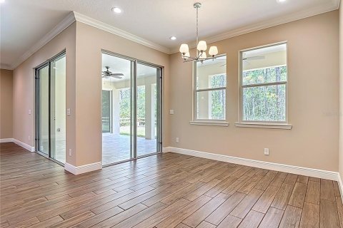 House in Orlando, Florida 4 bedrooms, 271.92 sq.m. № 2217314 - photo 24