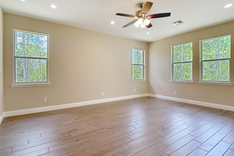 House in Orlando, Florida 4 bedrooms, 271.92 sq.m. № 2217314 - photo 14