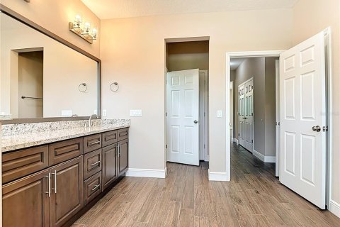 House in Orlando, Florida 4 bedrooms, 271.92 sq.m. № 2217314 - photo 11