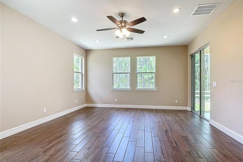 House in Orlando, Florida 4 bedrooms, 271.92 sq.m. № 2217314 - photo 19