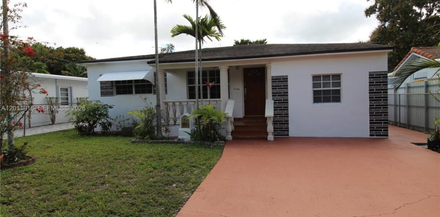 Villa ou maison à Miami, Floride 3 chambres, 169.73 m2 № 2074934