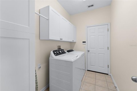 Casa en venta en Orlando, Florida, 4 dormitorios, 188.13 m2 № 1831900 - foto 12