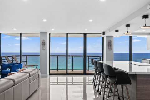 Copropriété à vendre à Boca Raton, Floride: 2 chambres, 141.77 m2 № 2407627 - photo 4