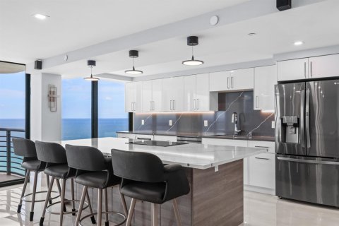 Copropriété à vendre à Boca Raton, Floride: 2 chambres, 141.77 m2 № 2407627 - photo 11