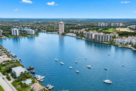 Copropriété à vendre à Boca Raton, Floride: 2 chambres, 141.77 m2 № 2407627 - photo 3