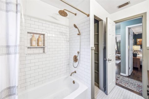 Casa en venta en Orlando, Florida, 3 dormitorios, 154.5 m2 № 1666244 - foto 22