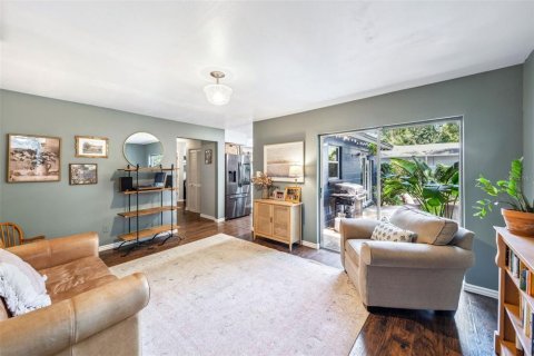 Casa en venta en Orlando, Florida, 3 dormitorios, 154.5 m2 № 1666244 - foto 14