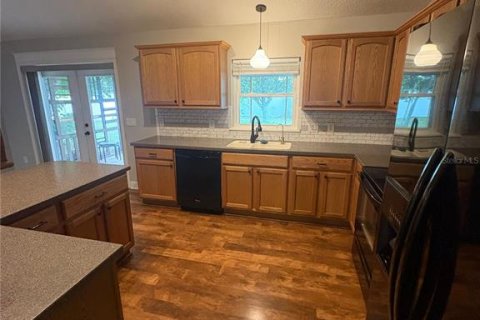 House in Leesburg, Florida 3 bedrooms, 131.55 sq.m. № 1796225 - photo 5