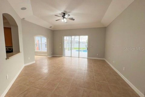 Villa ou maison à vendre à Winter Haven, Floride: 5 chambres, 236.81 m2 № 2416878 - photo 3