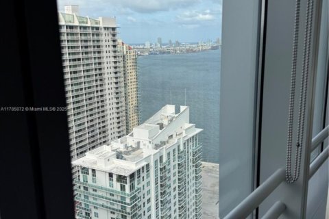 Copropriété à louer à Miami, Floride: 2 chambres, 119.84 m2 № 1646886 - photo 11