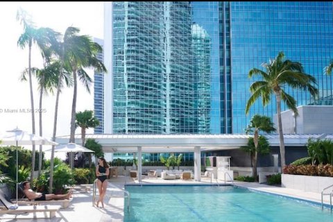 Copropriété à louer à Miami, Floride: 2 chambres, 119.84 m2 № 1646886 - photo 1