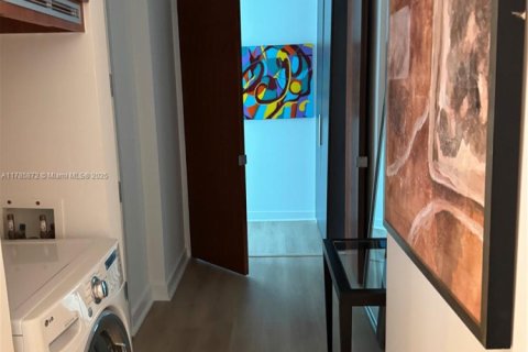 Copropriété à louer à Miami, Floride: 2 chambres, 119.84 m2 № 1646886 - photo 24