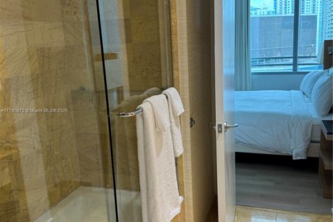 Copropriété à louer à Miami, Floride: 2 chambres, 119.84 m2 № 1646886 - photo 15