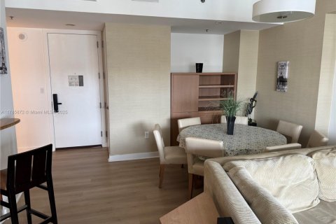 Copropriété à louer à Miami, Floride: 2 chambres, 119.84 m2 № 1646886 - photo 6