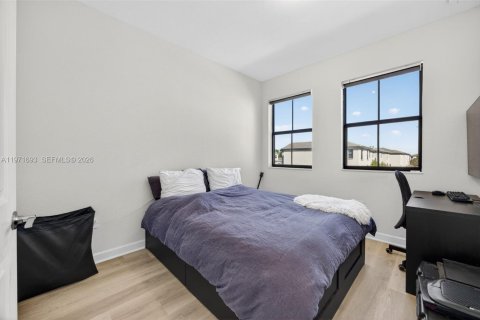 Townhouse in Homestead, Florida 3 bedrooms, 157.47 sq.m. № 2038203 - photo 29