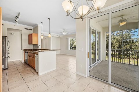 Condo in Venice, Florida, 2 bedrooms  № 2227948 - photo 24