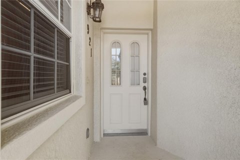 Condo in Venice, Florida, 2 bedrooms  № 2227948 - photo 4