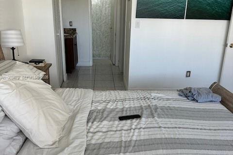 Condo in North Miami Beach, Florida, 1 bedroom  № 2051602 - photo 17