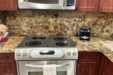 Condo in North Miami Beach, Florida, 1 bedroom  № 2051602 - photo 10