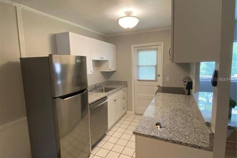 Condo in Orlando, Florida, 1 bedroom  № 1869325 - photo 8