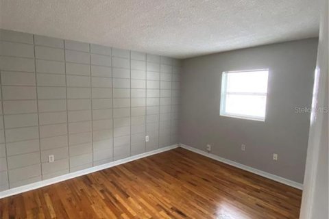 Condo in Orlando, Florida, 1 bedroom  № 1869325 - photo 11