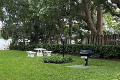 Condo in Orlando, Florida, 1 bedroom  № 1869325 - photo 21