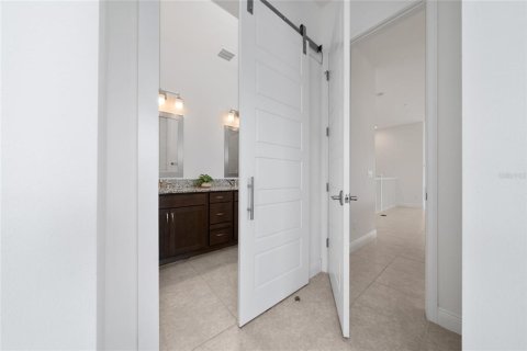 Townhouse in Orlando, Florida 3 bedrooms, 158.68 sq.m. № 1792802 - photo 23