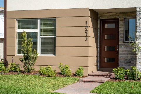 Townhouse in Orlando, Florida 3 bedrooms, 158.68 sq.m. № 1792802 - photo 7