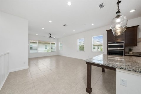 Townhouse in Orlando, Florida 3 bedrooms, 158.68 sq.m. № 1792802 - photo 11
