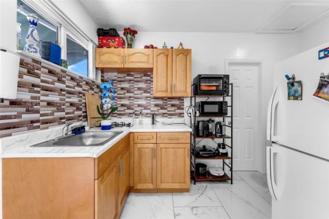 House in Homestead, Florida 3 bedrooms, 146.79 sq.m. № 1786996 - photo 18