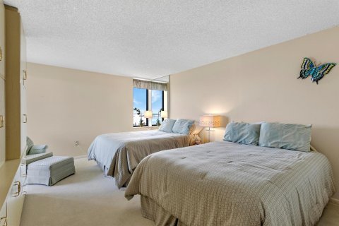 Condo in Riviera Beach, Florida, 2 bedrooms  № 2176405 - photo 22