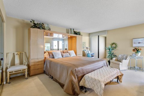 Condo in Riviera Beach, Florida, 2 bedrooms  № 2176405 - photo 14
