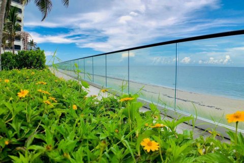 Condo in Riviera Beach, Florida, 2 bedrooms  № 2176405 - photo 29