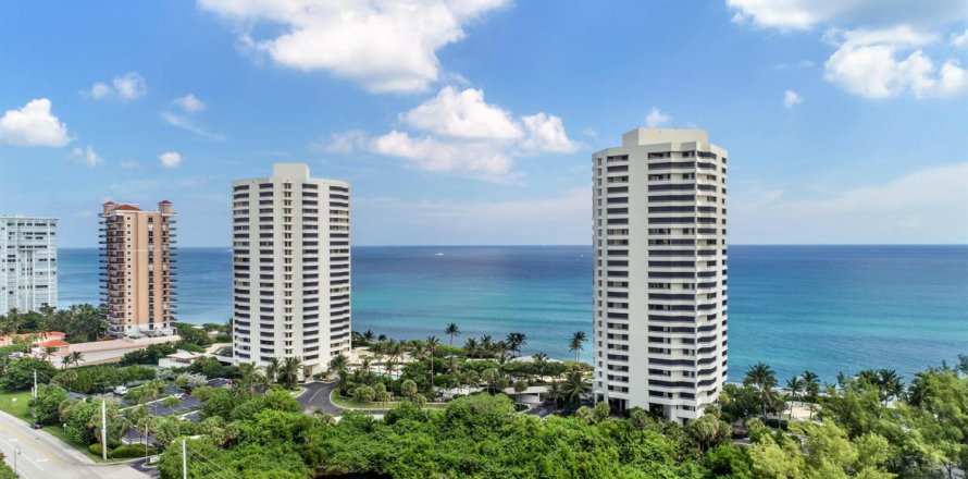 Condo in Riviera Beach, Florida, 2 bedrooms  № 2176405