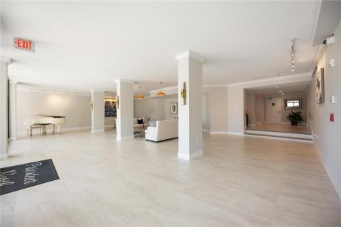Copropriété à vendre à Longboat Key, Floride: 2 chambres, 130.9 m2 № 1900797 - photo 5