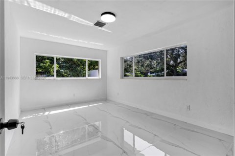 Casa en venta en Pinecrest, Florida, 5 dormitorios, 310.85 m2 № 2000798 - foto 26