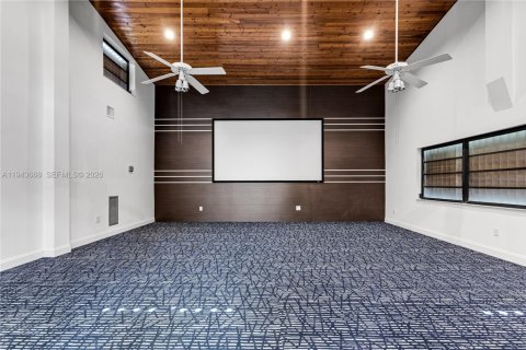 Casa en venta en Pinecrest, Florida, 5 dormitorios, 310.85 m2 № 2000798 - foto 15