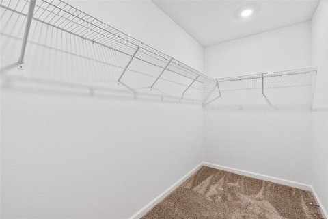House in Kissimmee, Florida 4 bedrooms, 174.56 sq.m. № 1761557 - photo 19