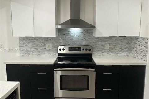 Copropriété à louer à Coral Springs, Floride: 3 chambres, 145.86 m2 № 2079923 - photo 5