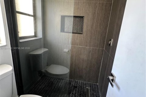 Copropriété à louer à Coral Springs, Floride: 3 chambres, 145.86 m2 № 2079923 - photo 11