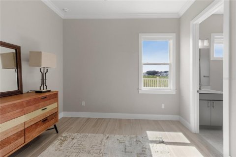 House in San Antonio, Florida 6 bedrooms, 339.37 sq.m. № 2400340 - photo 25
