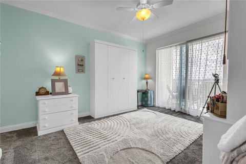 Condo in South Daytona, Florida, 2 bedrooms  № 2137253 - photo 21