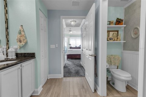 Condo in South Daytona, Florida, 2 bedrooms  № 2137253 - photo 18