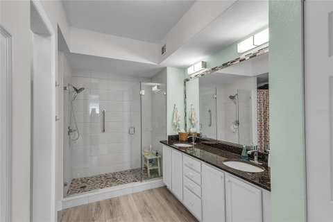 Condo in South Daytona, Florida, 2 bedrooms  № 2137253 - photo 19