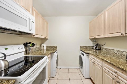 Copropriété à louer à Wellington, Floride: 2 chambres, 90.58 m2 № 2180010 - photo 11