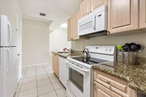 Copropriété à louer à Wellington, Floride: 2 chambres, 90.58 m2 № 2180010 - photo 13