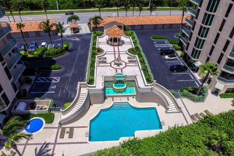 Condo in Hutchinson Island South, Florida, 3 bedrooms № 2246574 - photo 24