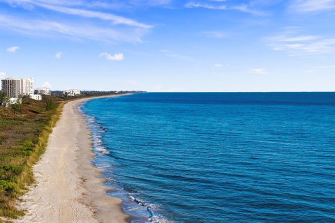 Condo in Hutchinson Island South, Florida, 3 bedrooms № 2246574 - photo 10
