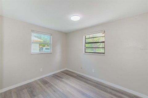 Duplex à vendre à Tampa, Floride: 2 chambres, 120.4 m2 № 1837091 - photo 17