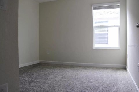 House in Orlando, Florida 5 bedrooms, 228.63 sq.m. № 1853900 - photo 14